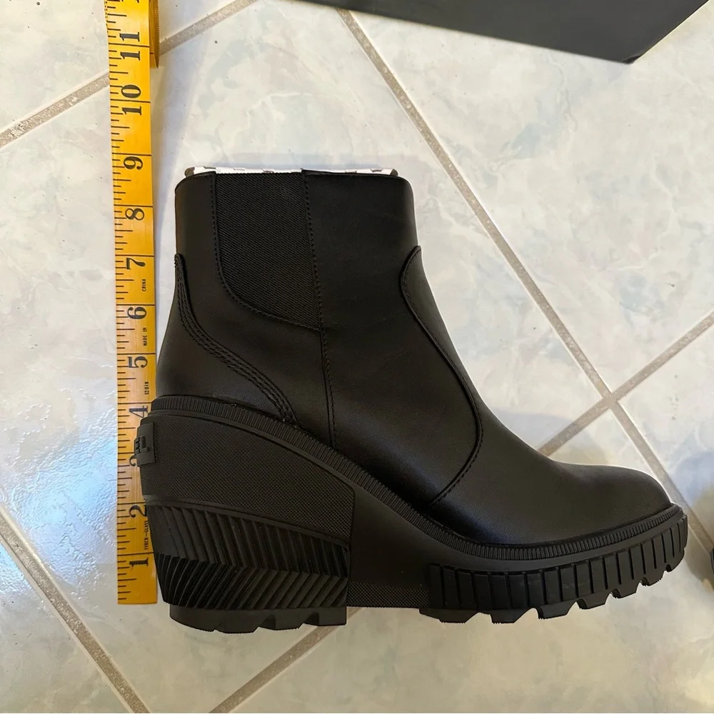 NWT Sorel ONA Ave Wedge Leather Ankle Boot Size 8.5